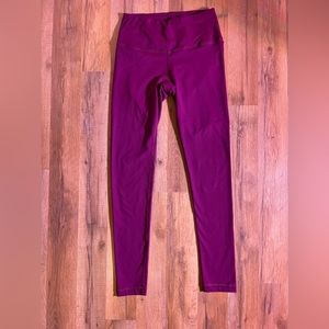 90 degree Leggings size Small